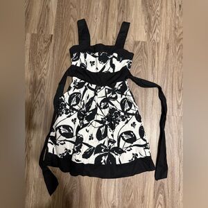 Floral Black and White Dress with Pockets